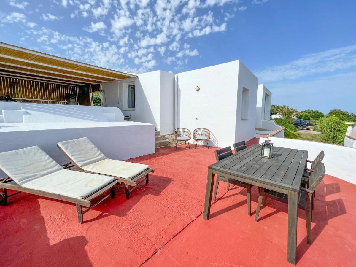 Beach Front Villa Amazing Views 塔里法 外观 照片