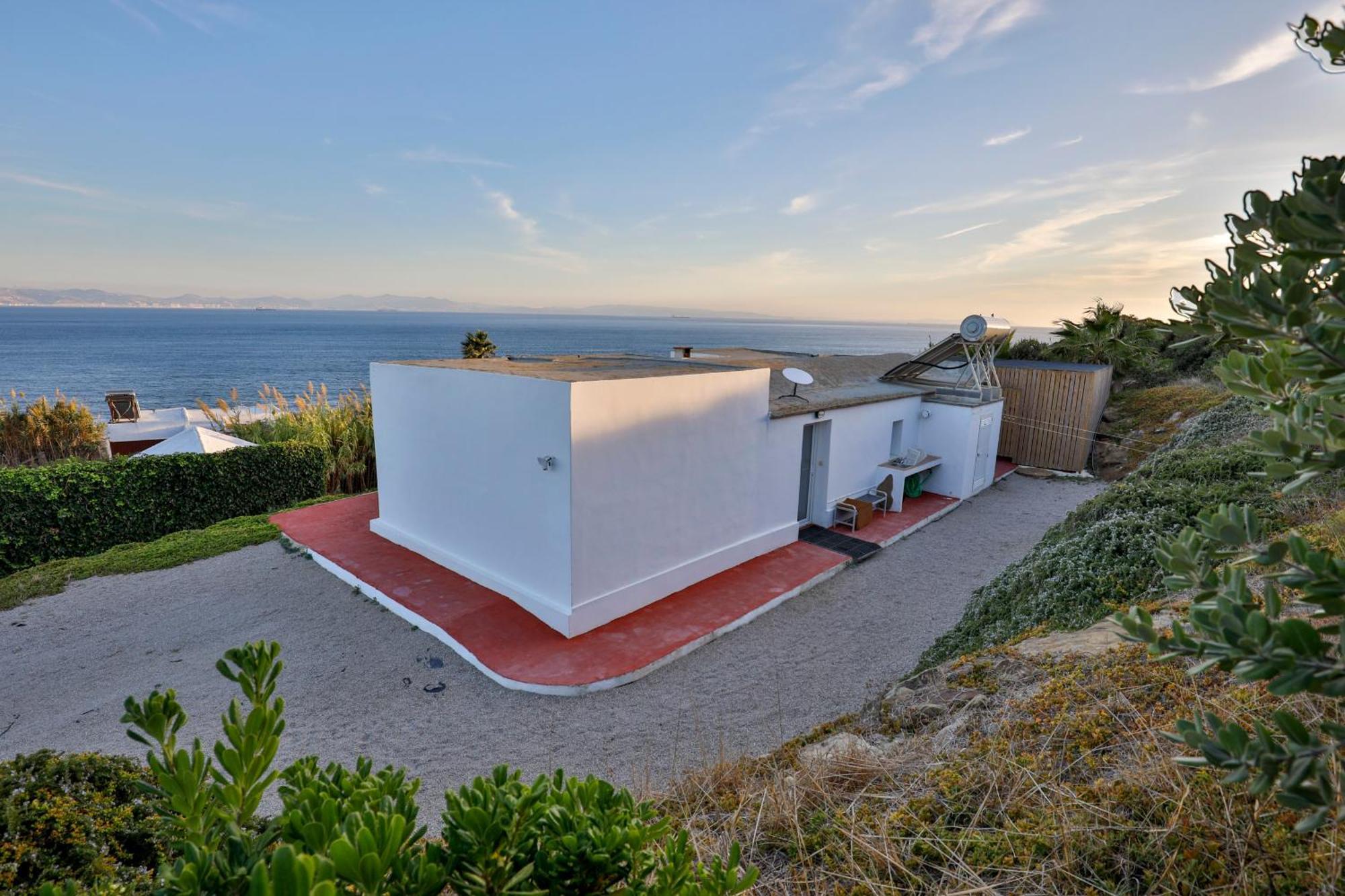 Beach Front Villa Amazing Views 塔里法 外观 照片
